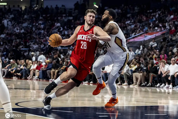 NBA季前赛综述：火箭<a href=/lanqiu/spurs/ target=_blank class=infotextkey>马刺</a><a href=/lanqiu/magic/ target=_blank class=infotextkey>魔术</a>领跑 新趋势与球队百态
